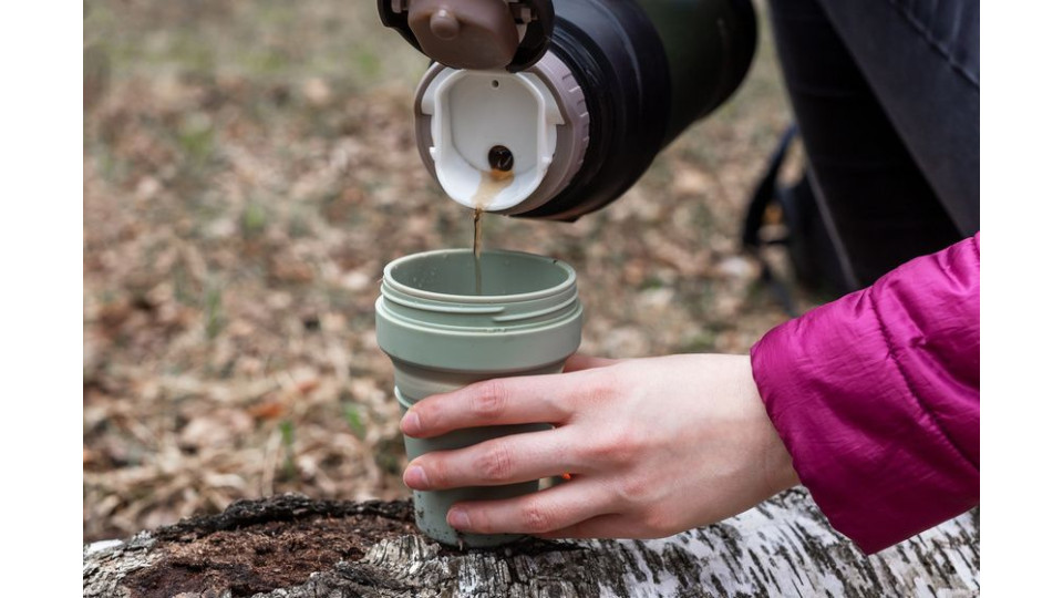 3 Advantages Of Traveling With A Folding Collapsible Cup