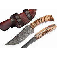 Damascus Steel Bowie Hunting Knife, Handmade Knife with Leather Sheath and Goat Horn Handle, 9-Inch Knife Damascus Steel Bowie Hunting Knife, Handmade Knife with Leather Sheath and Goat Horn Handle, 9-Inch Knife