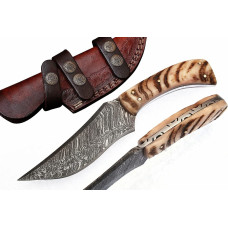 Damascus Steel Bowie Hunting Knife, Handmade Knife with Leather Sheath and Goat Horn Handle, 9-Inch Knife