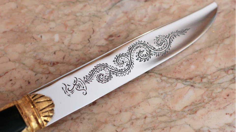 5 Things To Consider When Customizing An Engraved Knife