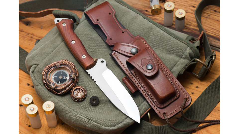 Top 7 Survival Knife Uses In The Outdoors
